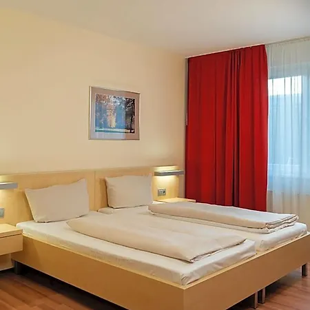 Autohof Salzbergen Hotel 3*